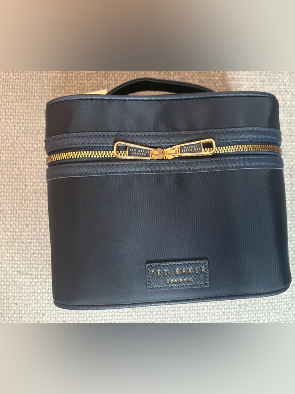 Ted Baker London Navy Train Case Vanity Cosmetic Bag Gold Zip